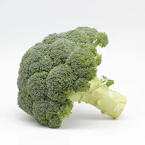 Brassica Oleracea – a natural plant-based silicone alternative that smooths hair, controls frizz, and locks in moisture.